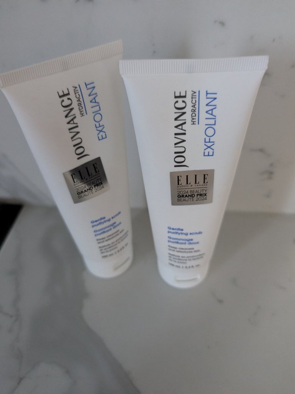 Jouviance gentle purifying scrub exfoliator